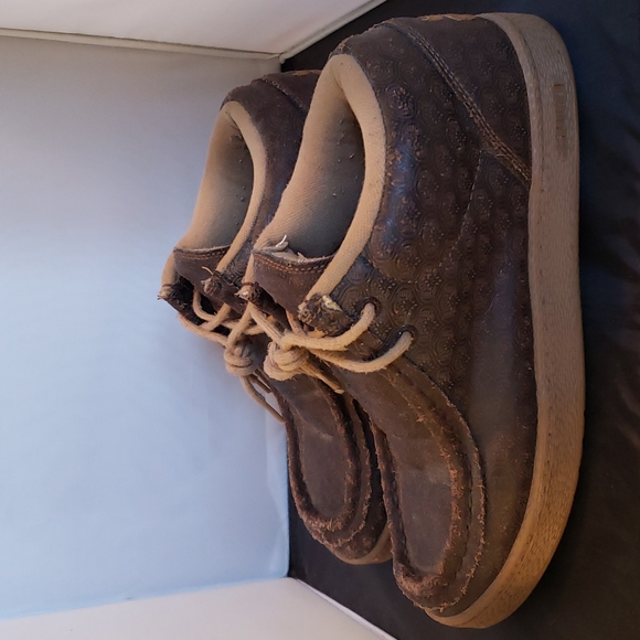 Ipath Other - Ipath Cat Size 10 Brown Paisley Leather